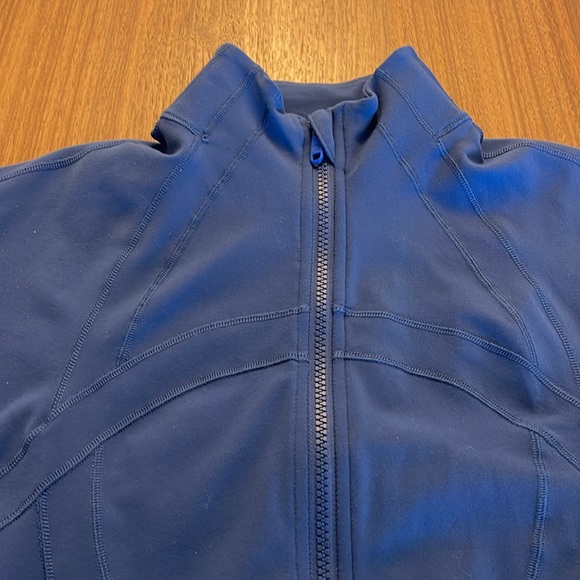 Lululemon Jacket, Leggings and Shirt available in my closet - Picture 5 of 6